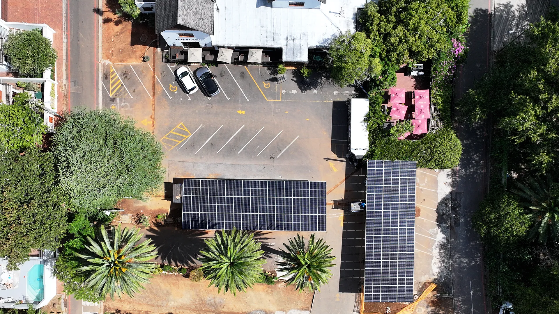 upmarket-restaurant-cape-town-solar-bess-atess-freedomwon-system-3