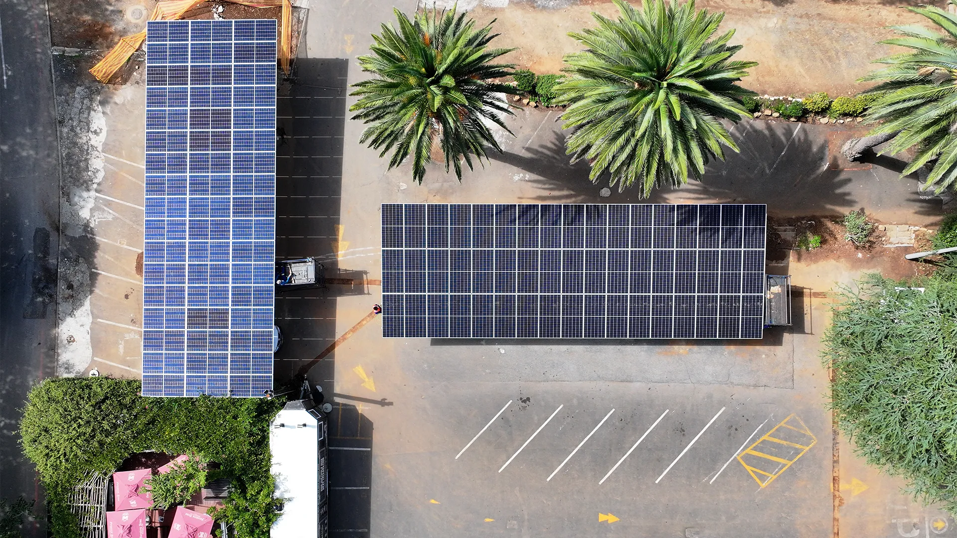 upmarket-restaurant-cape-town-solar-bess-atess-freedomwon-system-4